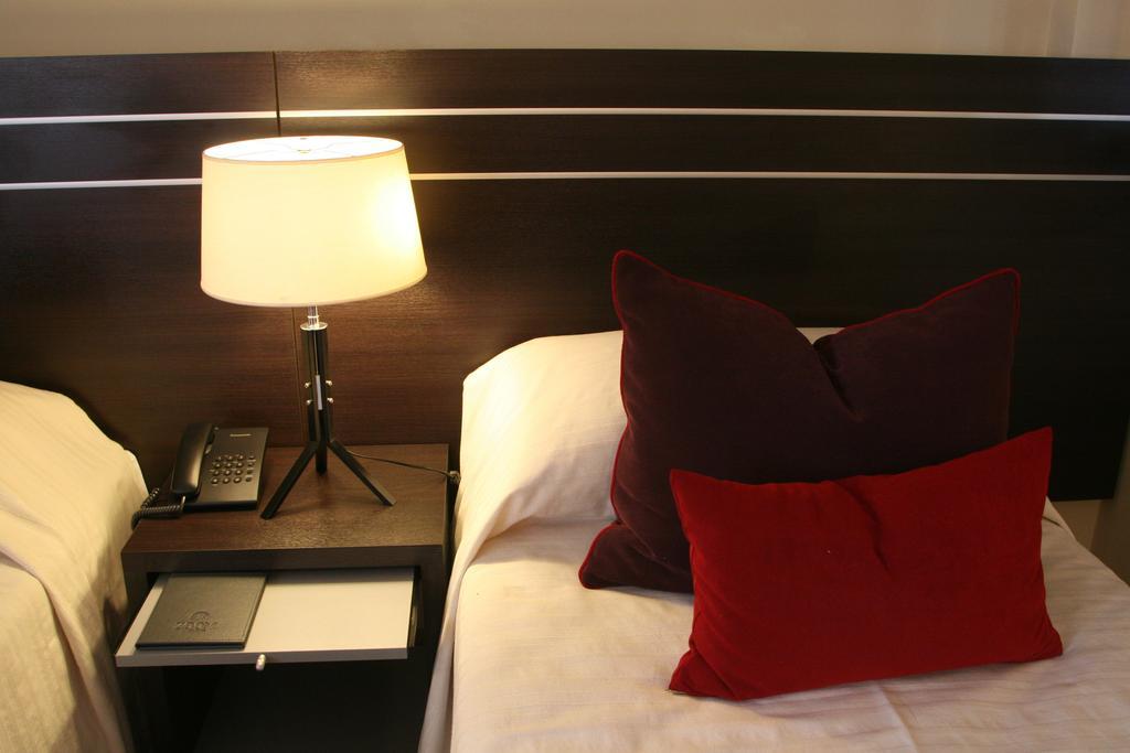 Zoom Apartments Hotel قرطبة الغرفة الصورة