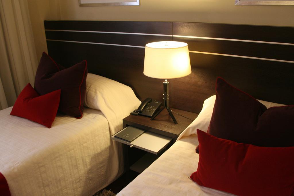 Zoom Apartments Hotel قرطبة الغرفة الصورة